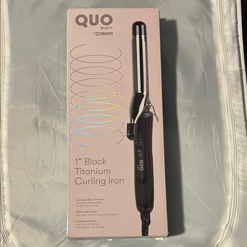 Quo Beauty Black Titanium Curling Iron NWT